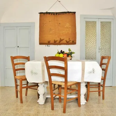 Trullo Lino Holiday home *