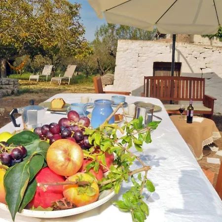 Trullo Lino Holiday home Cisternino